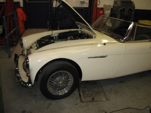 Beauty is only skin deep - how the Healey arrived with us, seemingly fine and ready to go